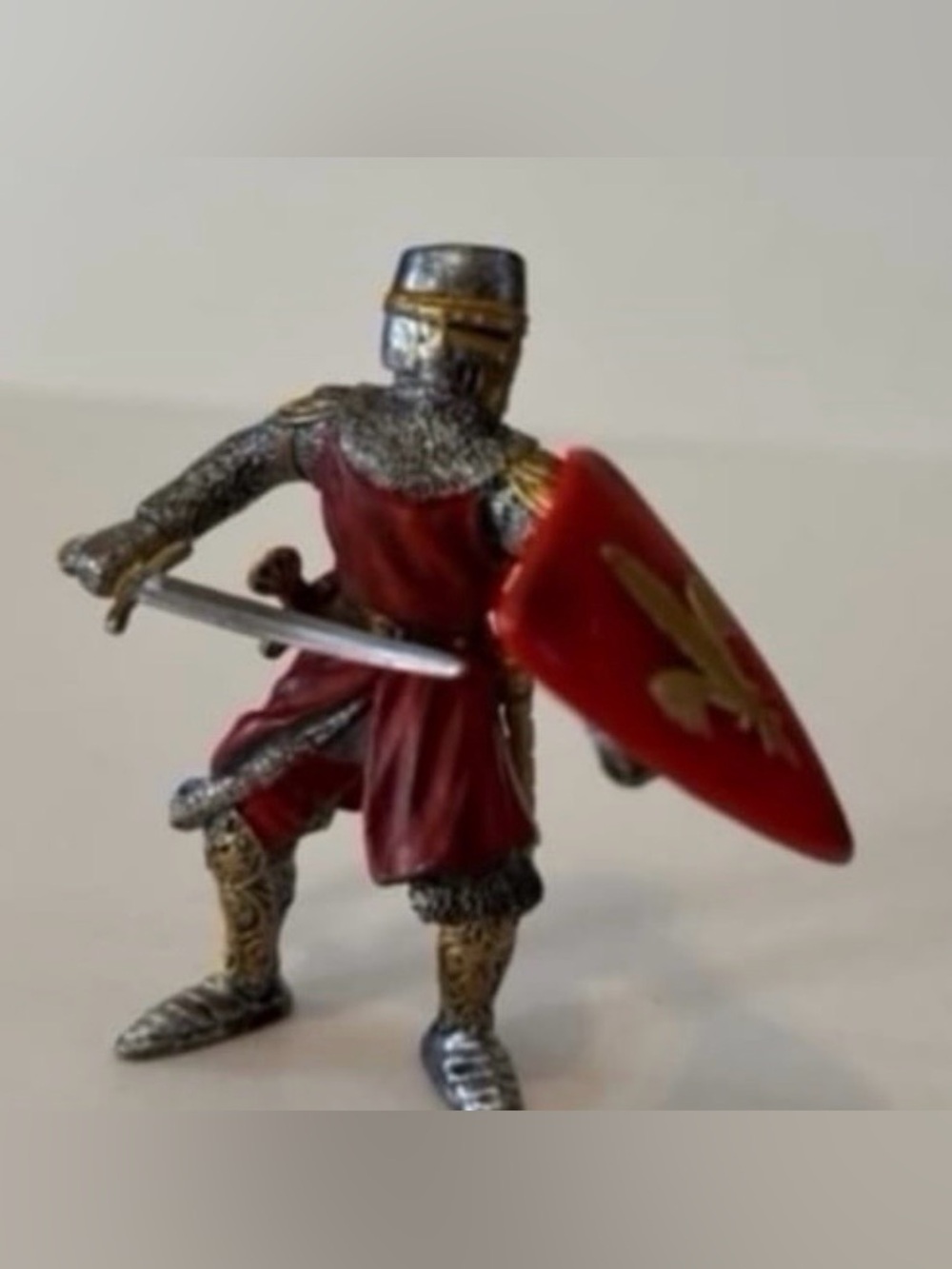 Schleich World of Knights Foot Soldier Red With Sword and Shield